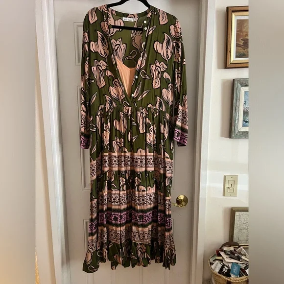 COPY - Roller Rabbit green tropical maxi dress COPY - Roller Rabbit green tropical maxi dress